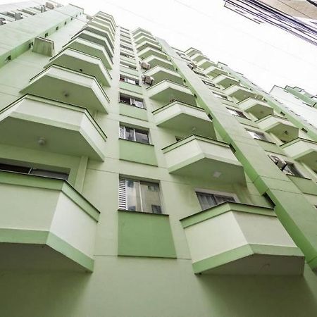 Apartamento Quadra Mar Balneário Camboriú 外观 照片